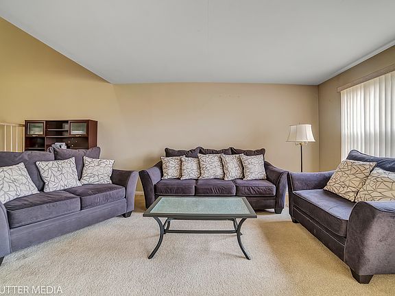 5th image of 3077 Renard Ln #3077