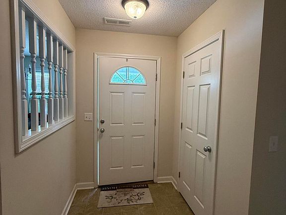 4th image of 937 Lamorak St