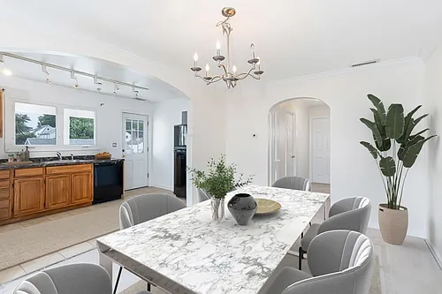 16 Burwood Ave #2 Photo 1