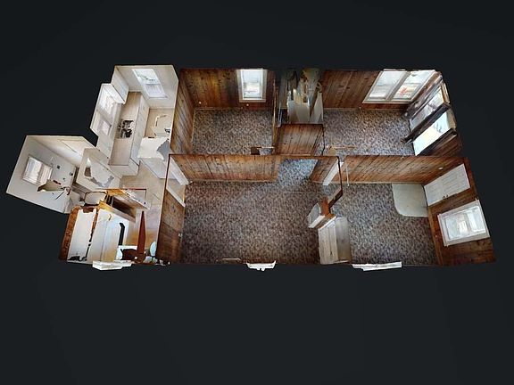 5th image of 906 H St