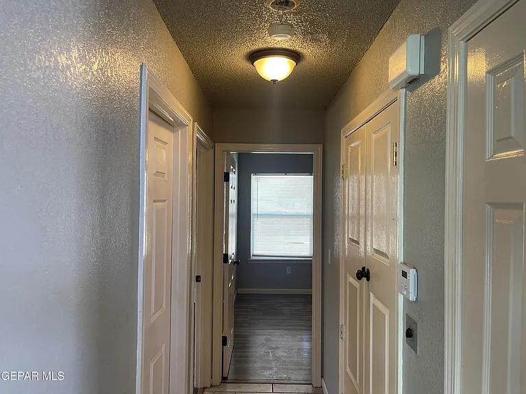 656 Orchid Dr — Photo 9