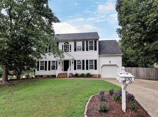 100 E Wedgwood Dr, Yorktown, VA 23693