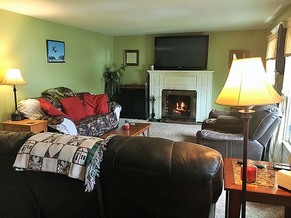 3rd image of 11 Cortland St