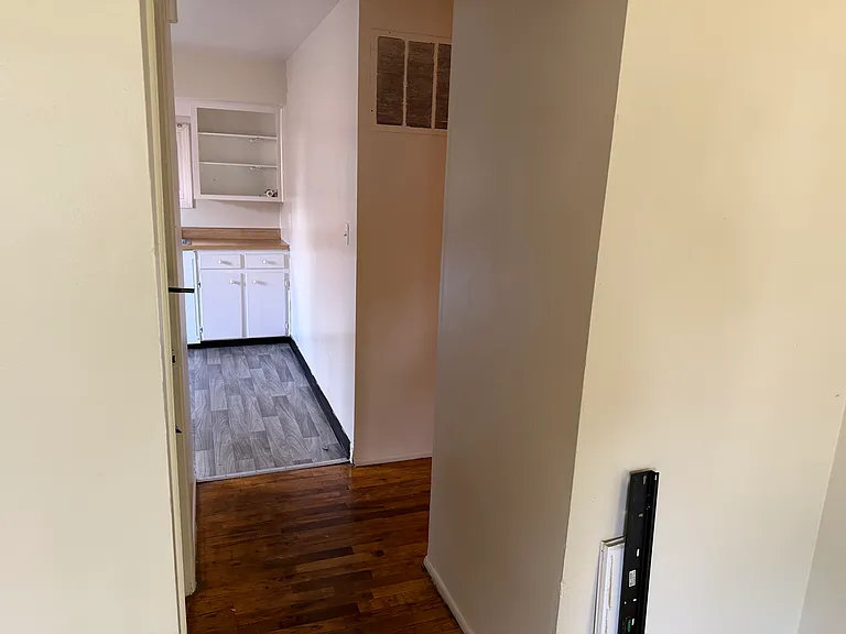3147 Raskob St — Photo 9