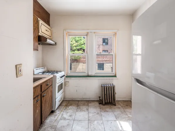 99-22 67th Avenue image 7 of 21