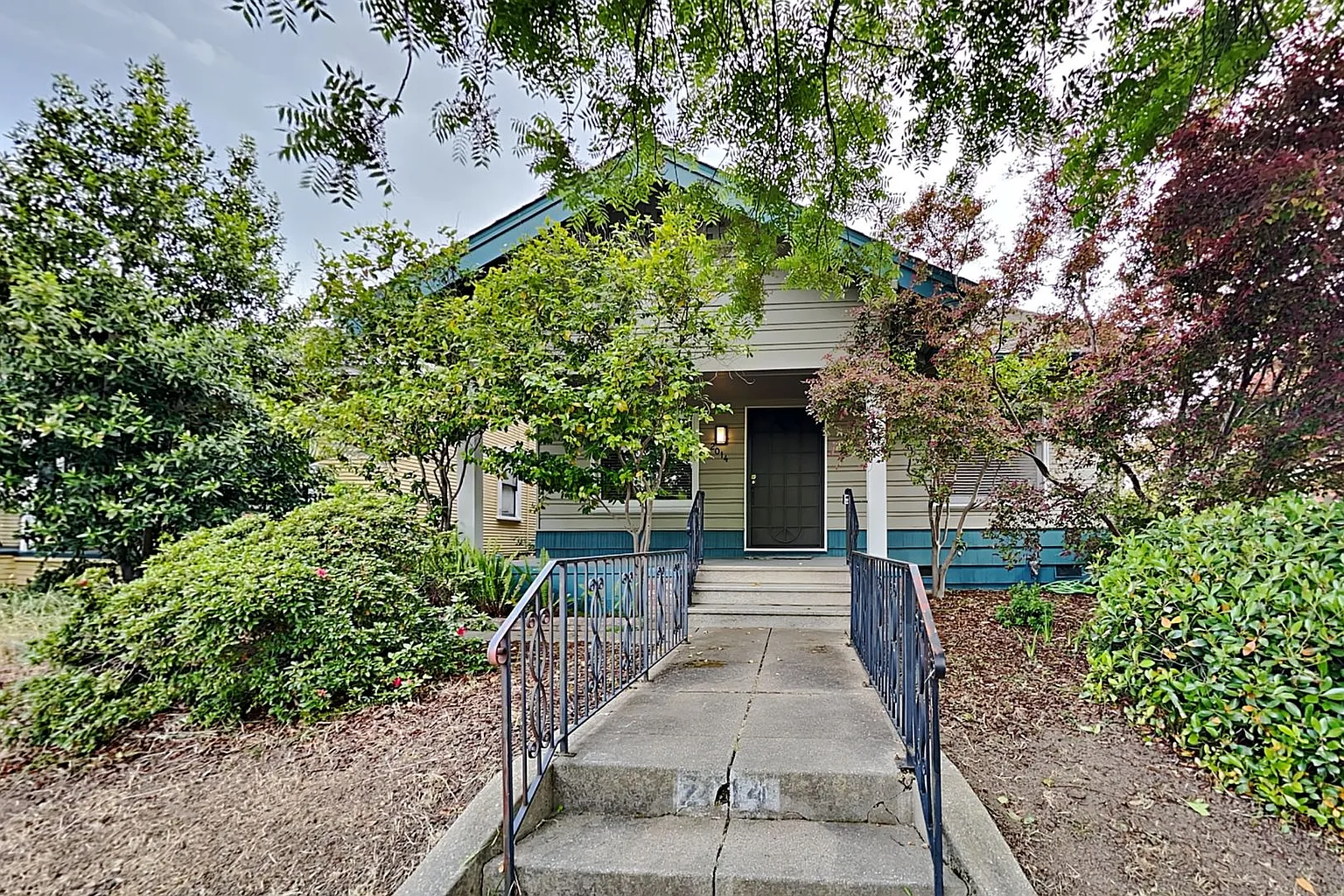 2014 2nd Ave photo 1