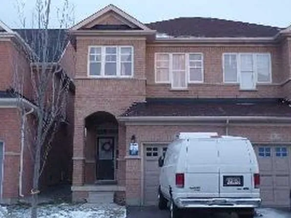 868 Oasis Dr, Mississauga, ON L5V 0C7