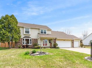 9408 Silverfox Dr, Fort Wayne, IN 46804