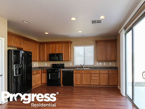 4th image of 3770 Van Ness Ave