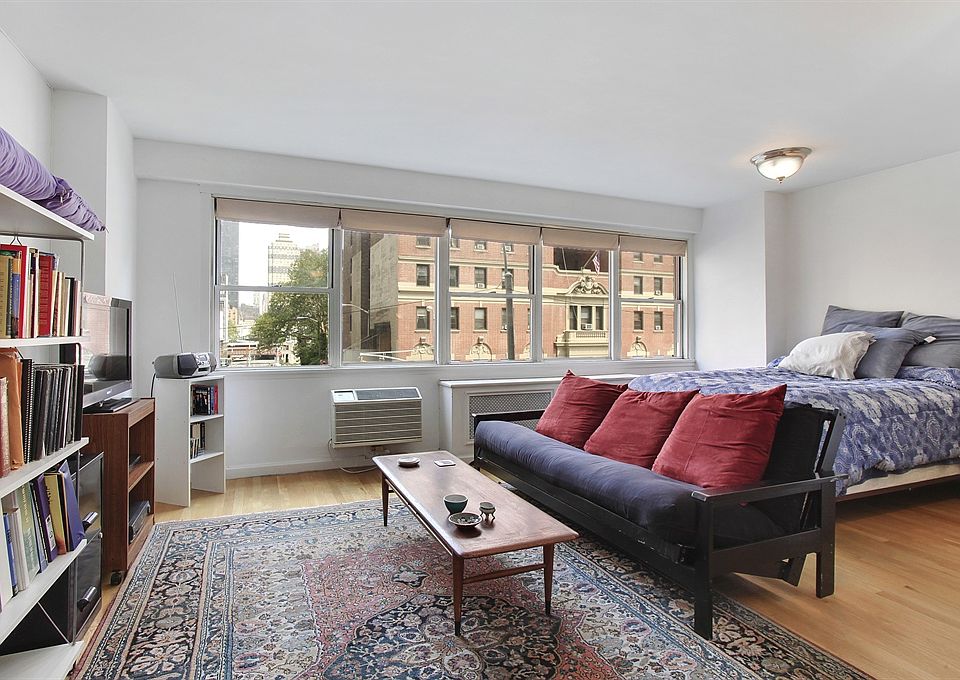 1st image of 430 W 34th St APT 3E