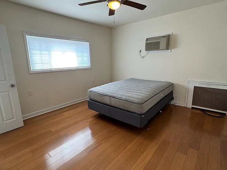310 Union St — Photo 23