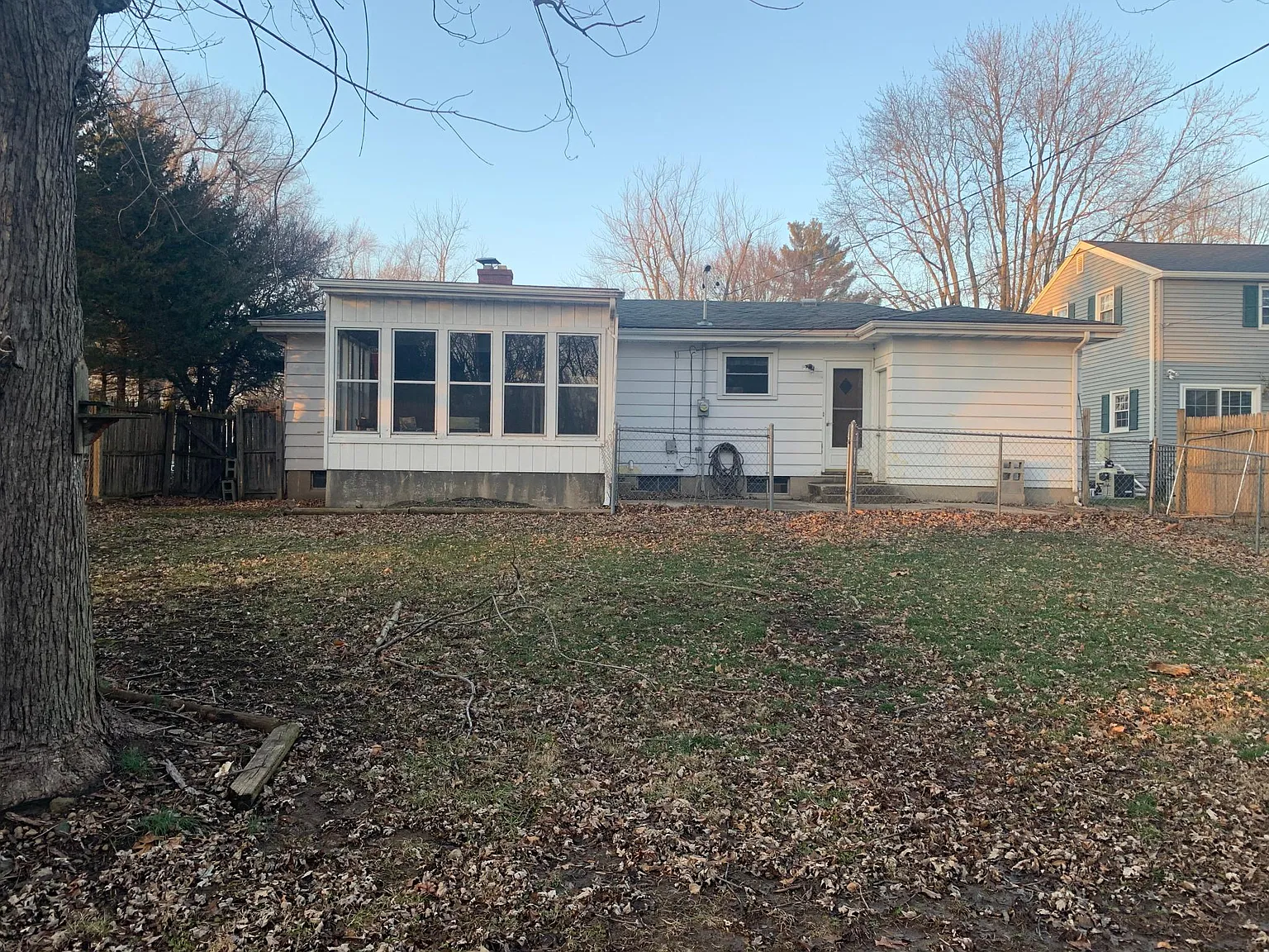 1901 W Sunset Ave — Photo 3