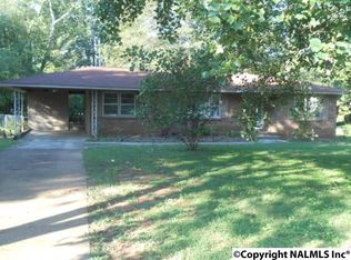 2105 Shady Lane Cir NW, Huntsville, AL 35810
