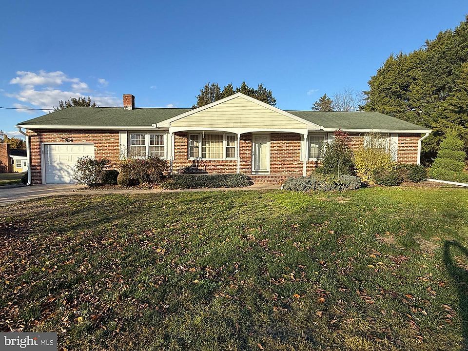 1st image of 4024 Renee Dr