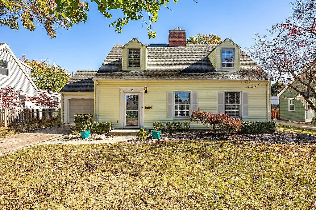 10 Elm Rdg photo 1