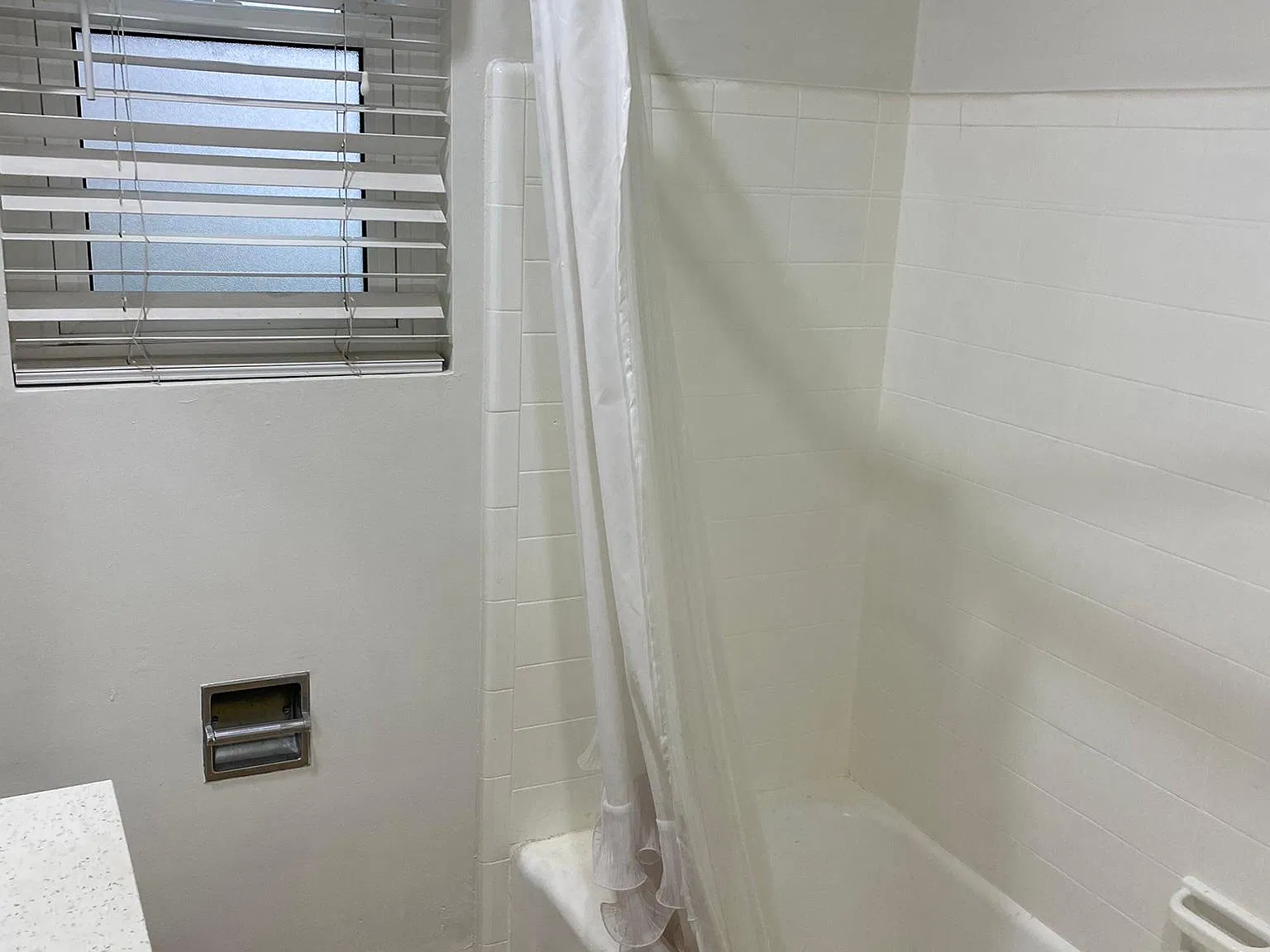 1 bed, 750 sqft, $2,595 — Photo 3