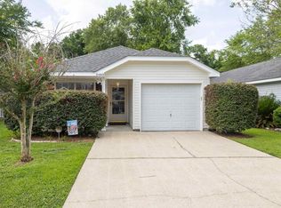 2460 Trailwood Dr, Cantonment, FL 32533