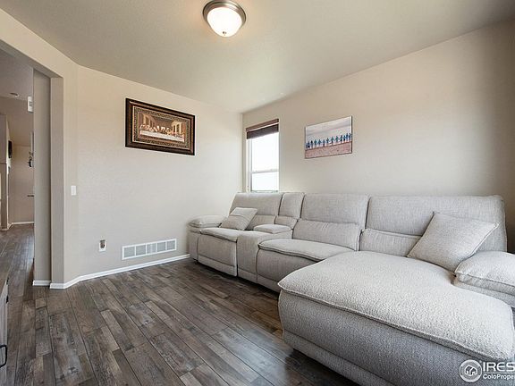 4th image of 491 Grange Ln