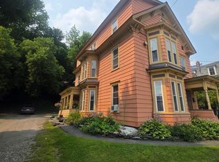 123 Pearl St #2, Saint Johnsbury, VT 05819