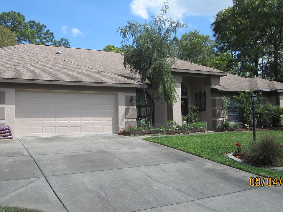 2nd image of 13 Livingstone Daisy Ct