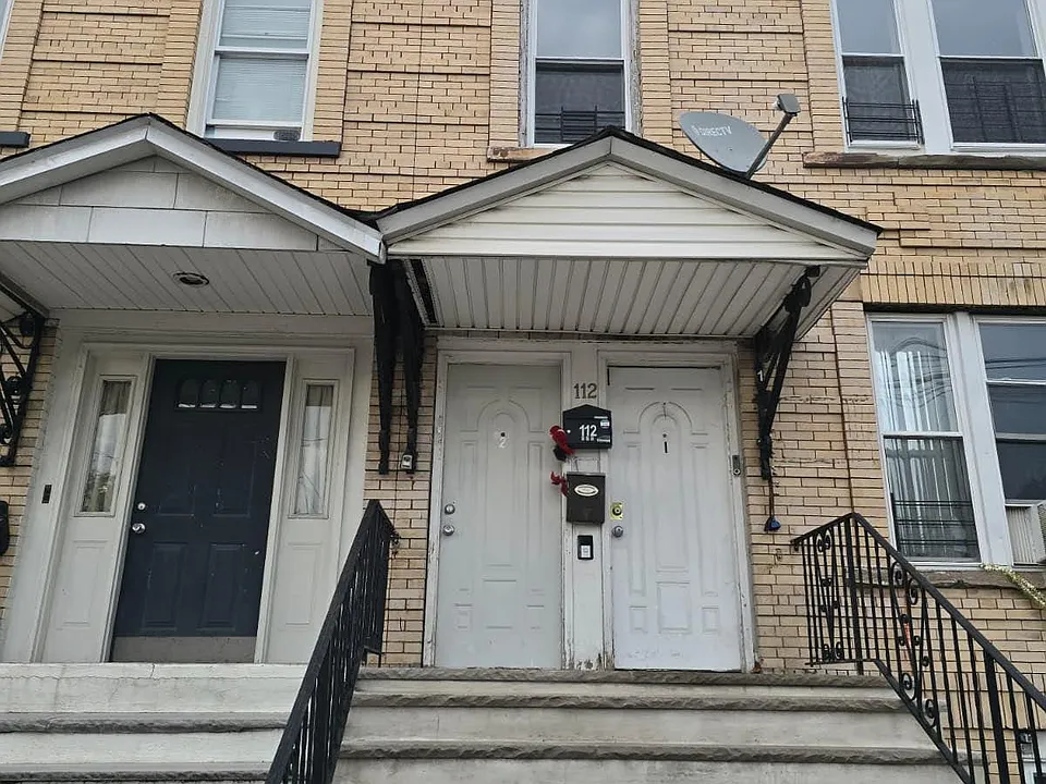 110 Greenville Ave #2