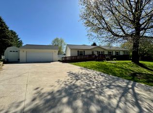 281 Mirror Dr, Jerome, MI 49249