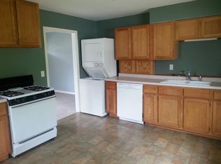 1427 Kirkwood Blvd, Davenport, IA 52803