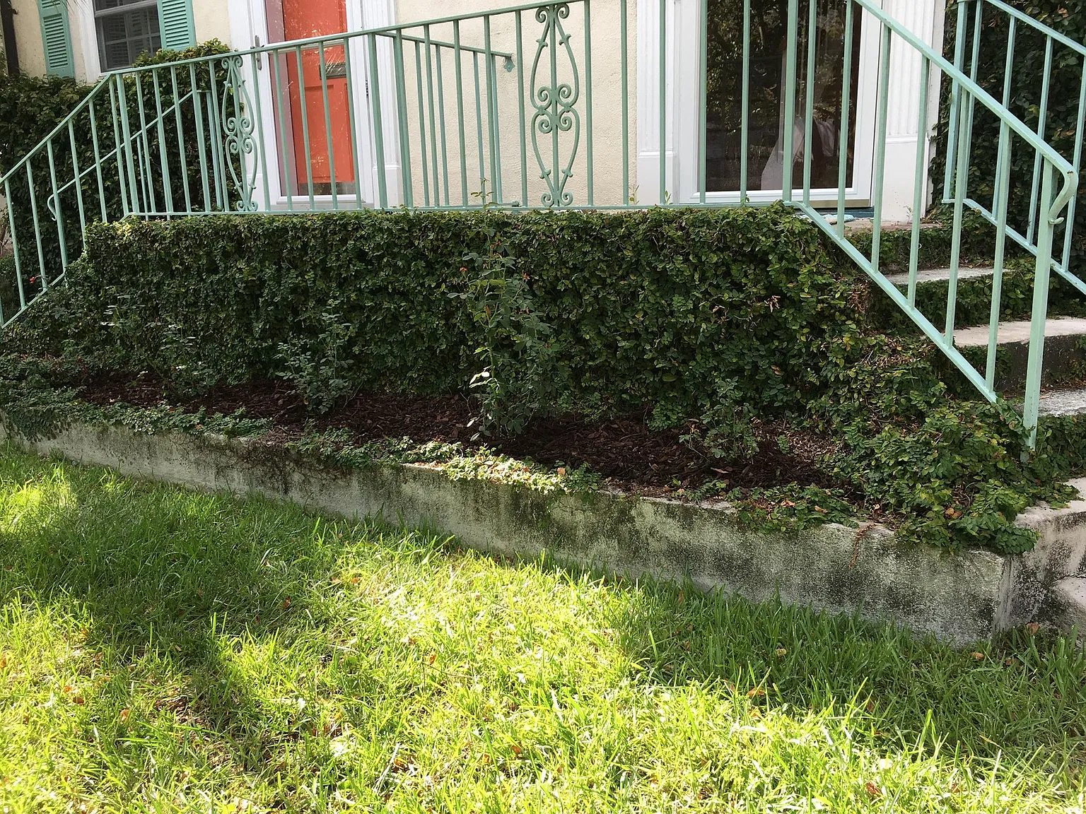 2 bed, 2.5 bath, 1328 sqft, $3,695 — Photo 3