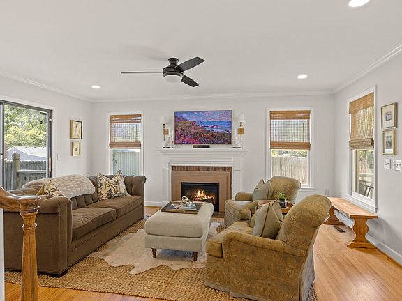 5th image of 410 Parkins Mill Rd