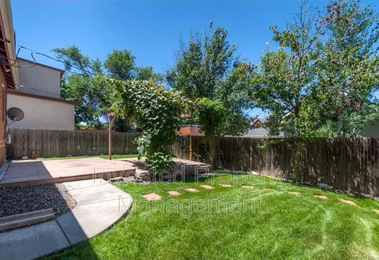 2063 S Pearl St — Photo 22
