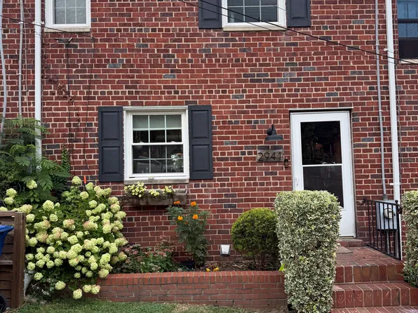 2941 Hickory St, Alexandria, VA 22305