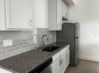 2125 Dennis Ln, Santa Rosa, CA 95403