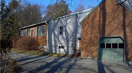 2nd image of 3 Dixon St