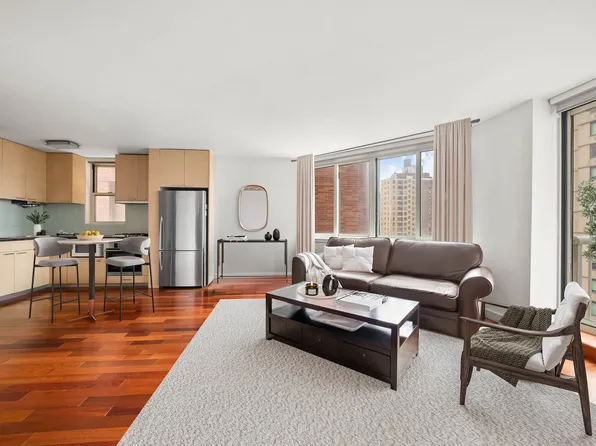 206 East 95th Street 10B image 1 of 8