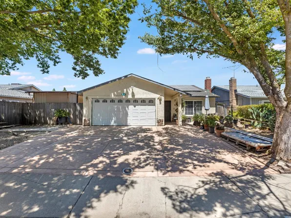 216 Barros St, Patterson, CA 95363