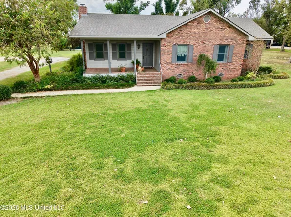 3157 State Highway 16, Rolling Fork, MS 39159