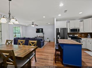 16208 Old Samuel Dr, Prairieville, LA 70769