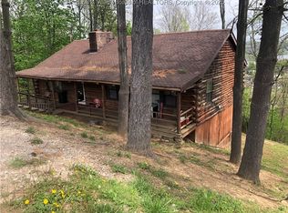 200 Joan Pl, New Haven, WV 25265