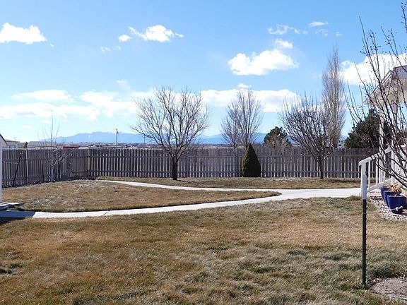 5th image of 172 N Blythe Dr