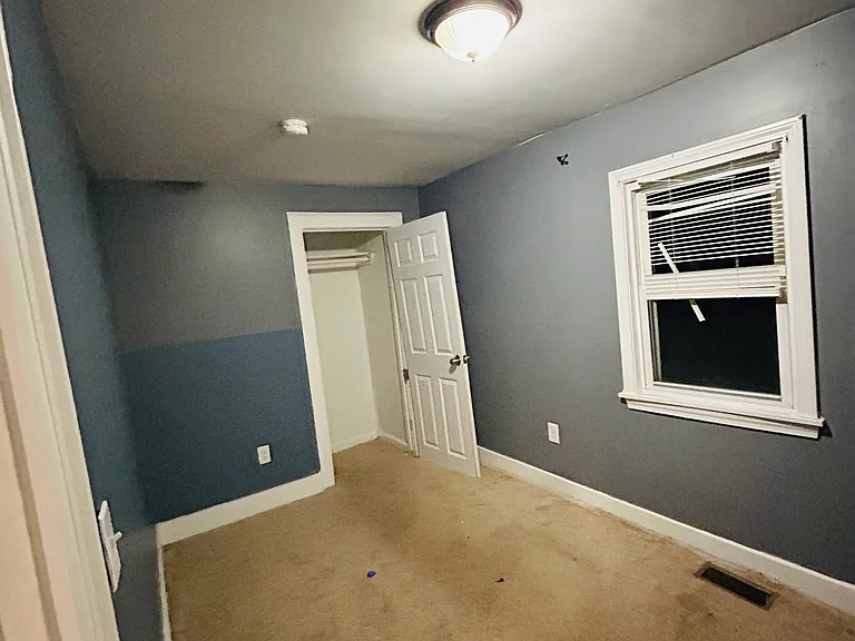 733 Pleasant St #1 — Photo 11