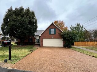 409 Bridgeton Cove Ct, Antioch, TN 37013