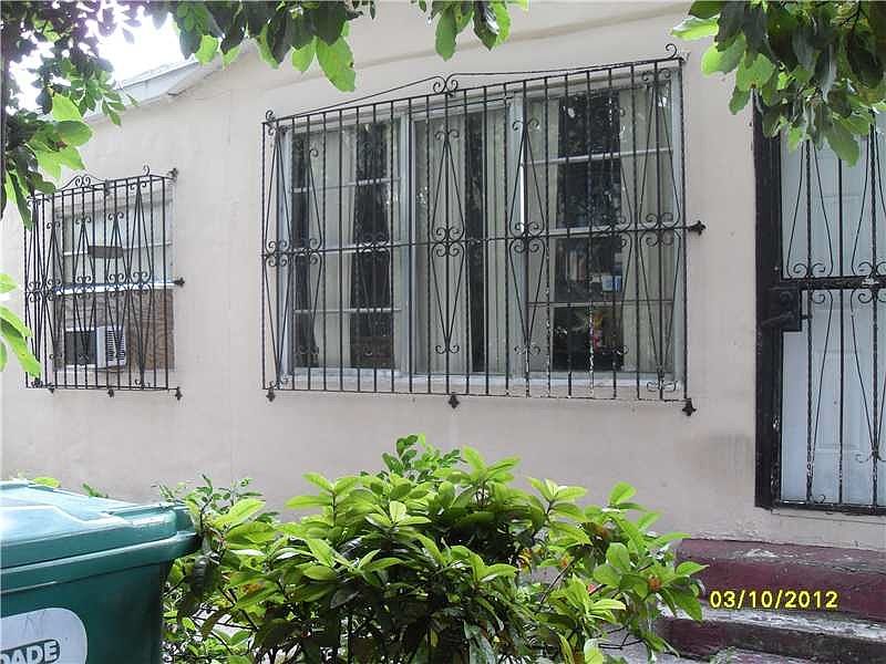 2nd image of 3054 NW 93rd St