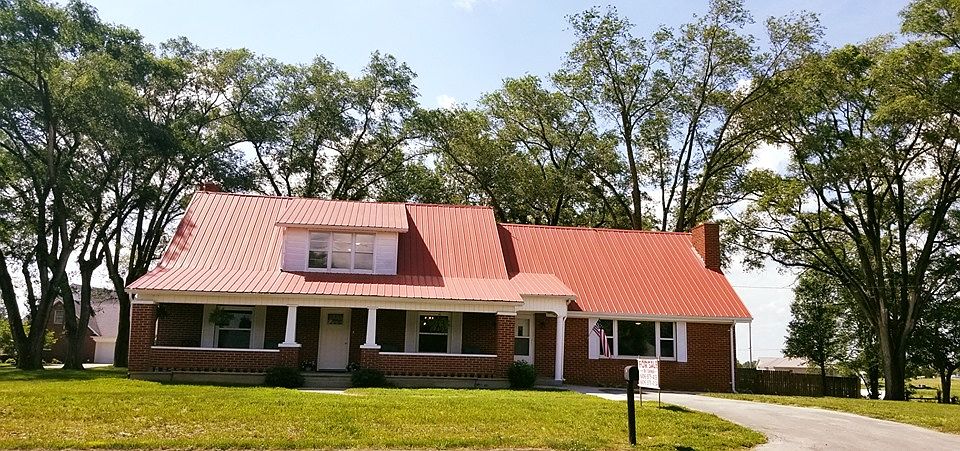 Farmhouse Style Craftsman