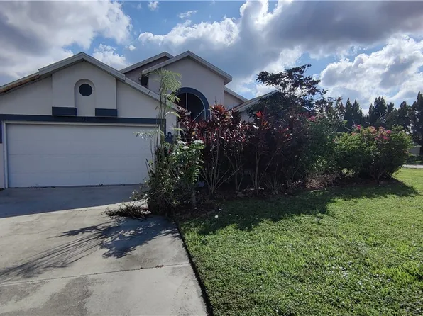 1500 Fieldhouse Ct, Lehigh Acres, FL 33971