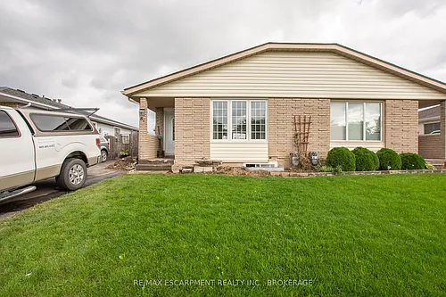 81 Marc Blvd #UPPER Photo 1