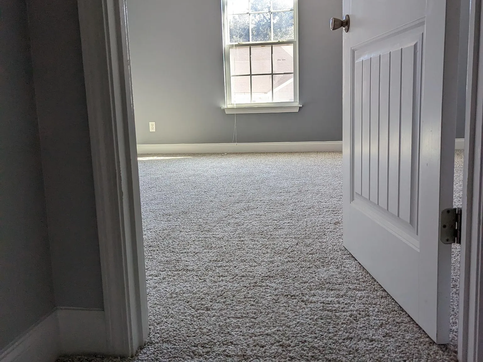 3 bed, 1600 sqft, $2,450 — Photo 2