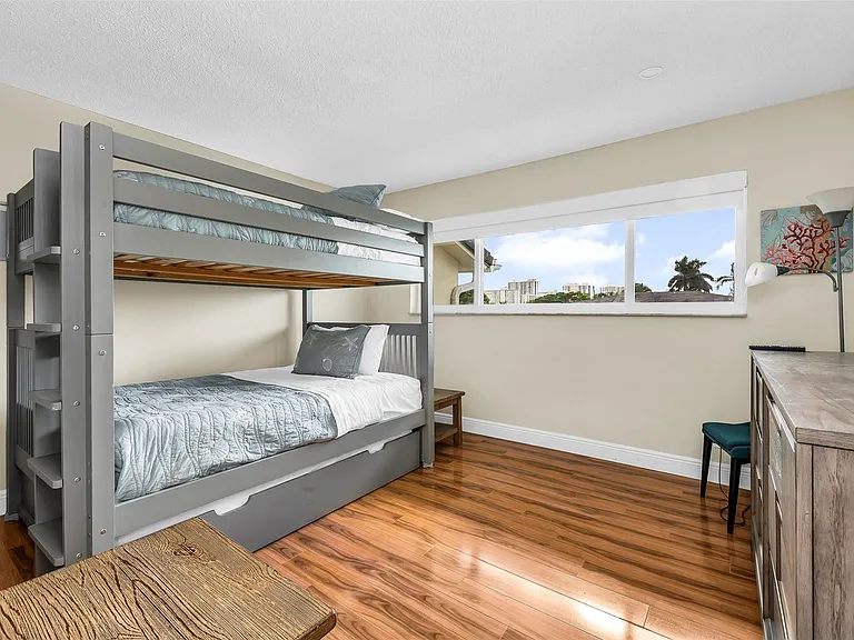 39 Castle Harbor Isle Dr — Photo 23
