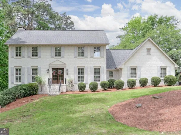 4460 Karls Gate Dr, Marietta, GA 30068