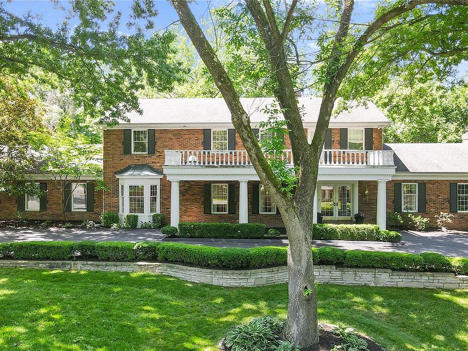 2 Huntleigh Trails Ln, Saint Louis, MO 63131 Zillow