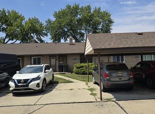 8401 Eighteen Mile Rd #238, Sterling Heights, MI 48313